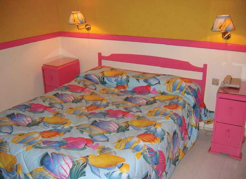 Hotel Makom Pereire Parijs
